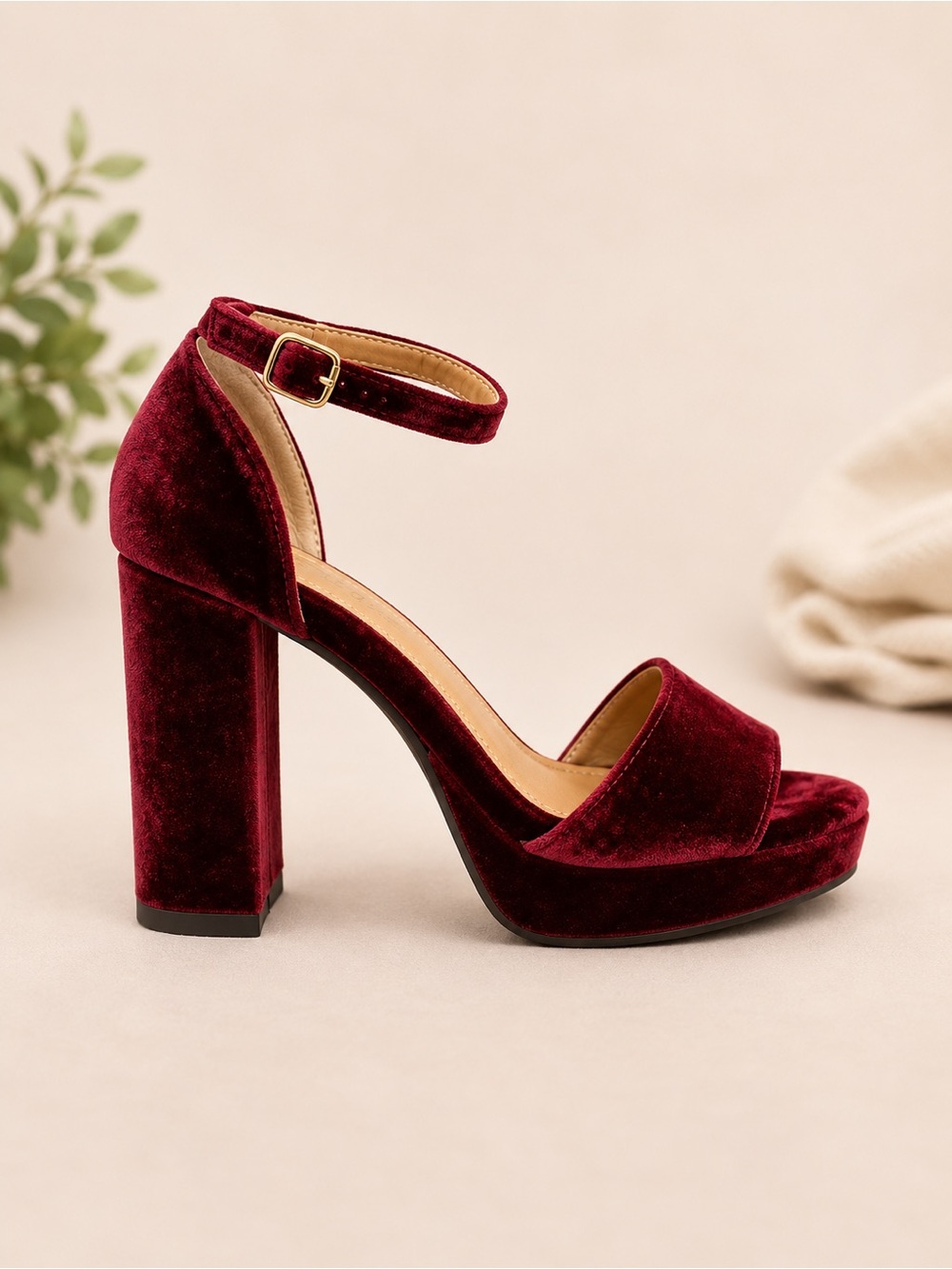 Burgundy Y2K Velvet Platform Heels Size 7.5 Chunky Block Heel Ankle Strap